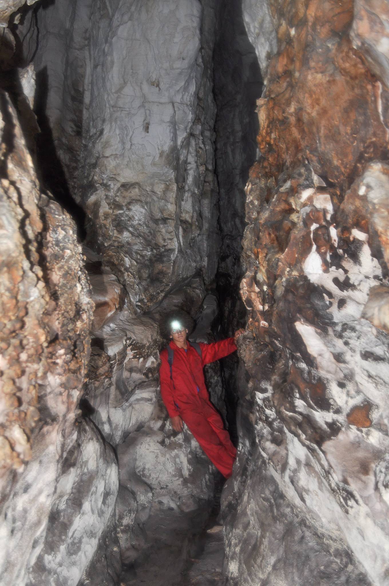 Ronans Well Cave Junction Chamber[Photo][20181202]