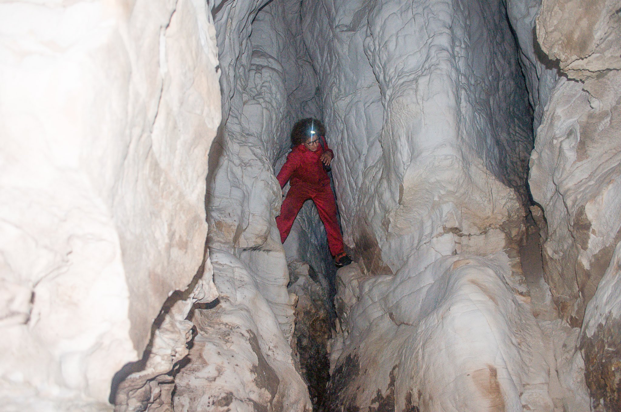 Ronans Well Cave going to dog leg[Photo][20181202] (27)