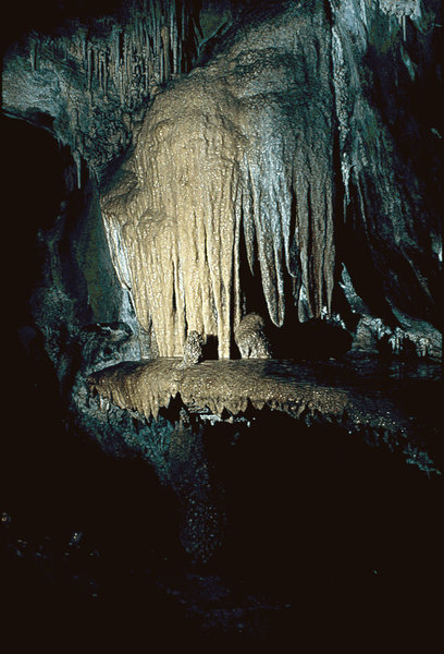 Arbrie Botha cave