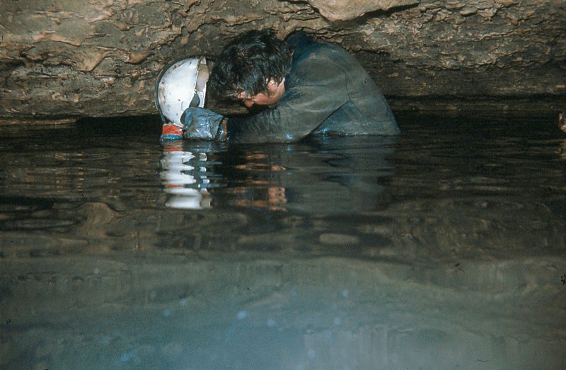 Charles   Onmeetbare side system