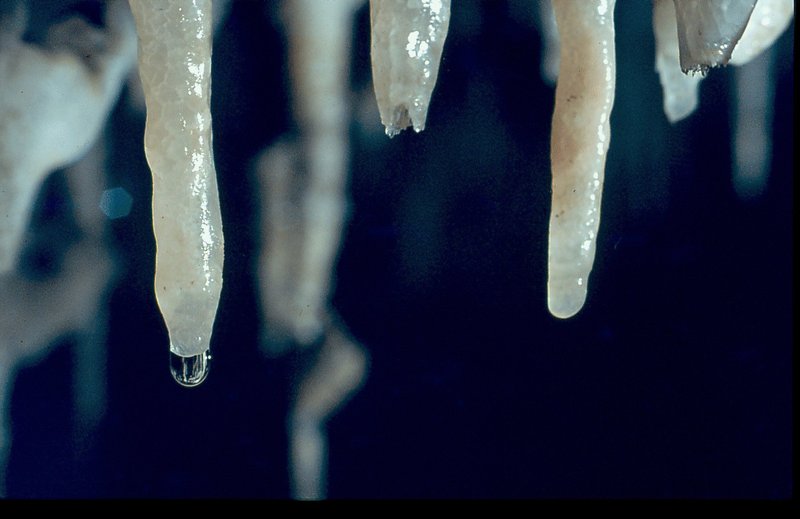 Stalactites   Efflux