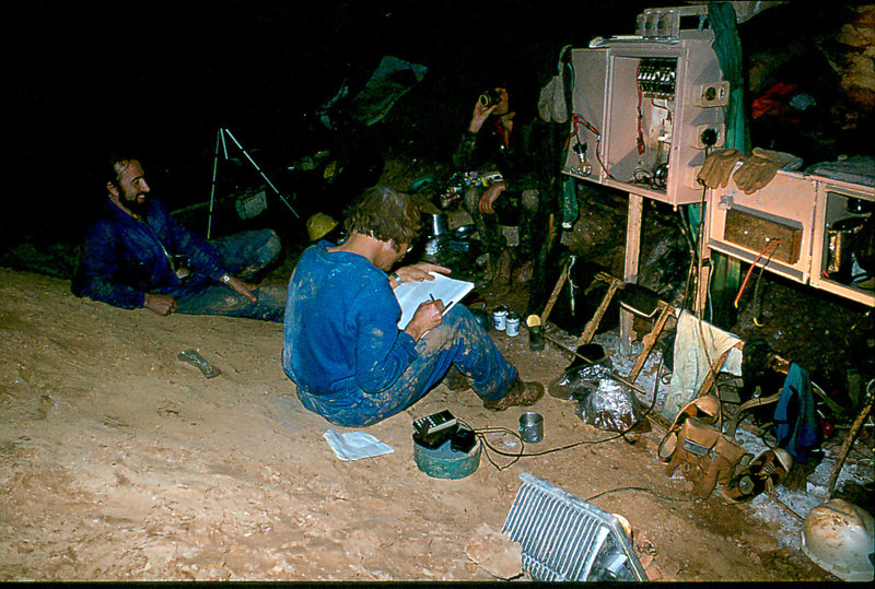 Dave Crombie and Dave Land Cango 3 expedition August 1978