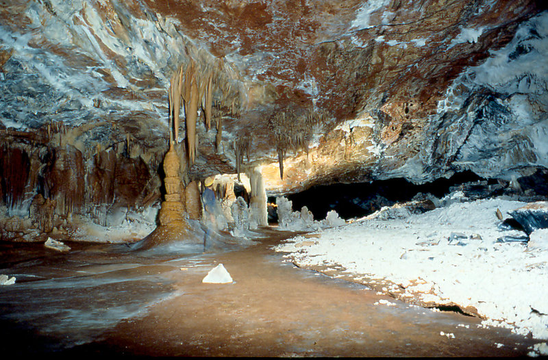 large chamber Cango 3 September 1978