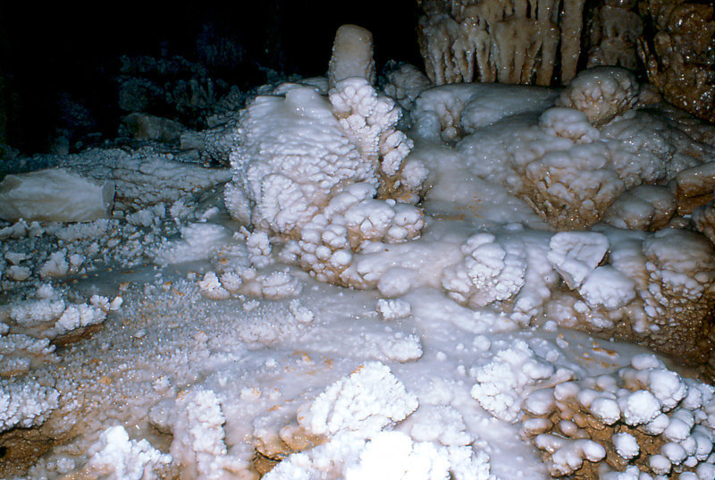 Ice Palace Cango 3 Easter 1980 2
