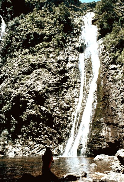 019Rus en vrede waterfall