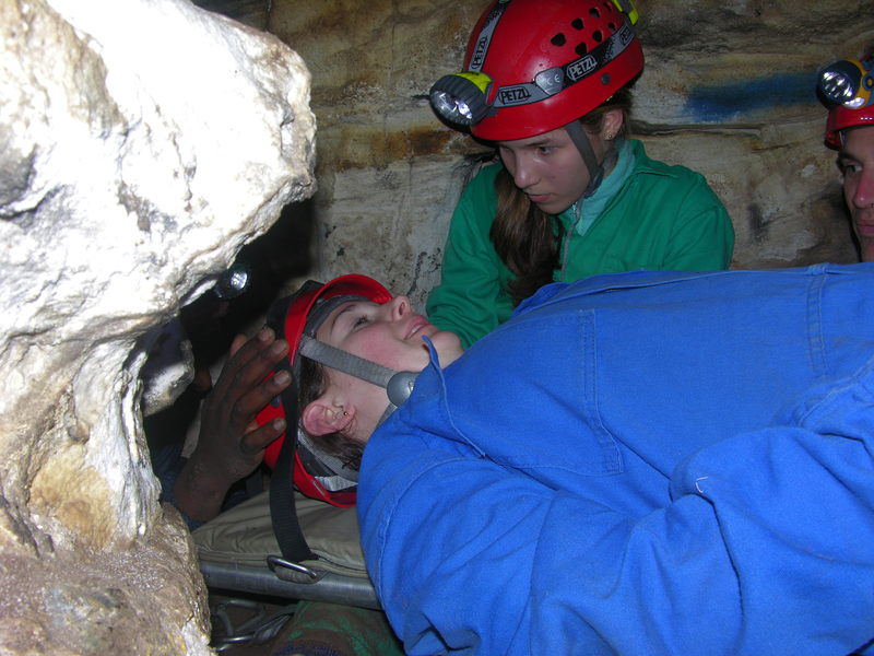 Clovelly Cave rescue practice in progress DSCN5261